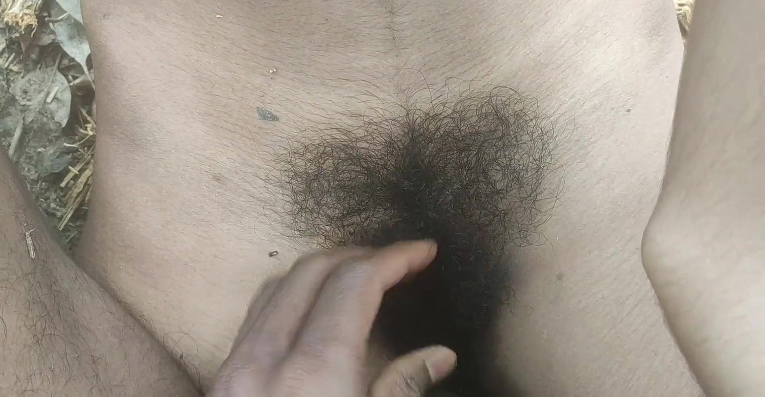 young hot desi girl had fun pressing her nipples
