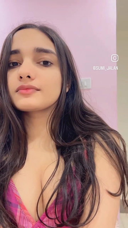 hot desi girl sexy cleavage in pin k dress 22