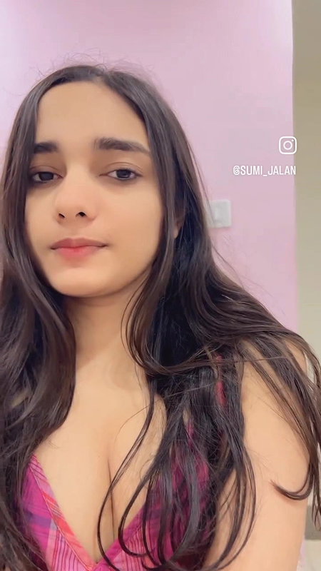hot desi girl sexy cleavage in pin k dress 22