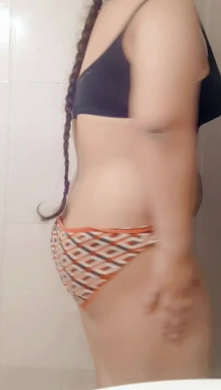 Beautiful Chubby Tanker Gf Showing updates18