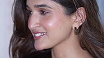 NIDHI SHAH BUSTY YUMMY CLEAVAGE TEASE 22