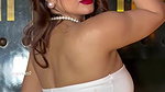 Hottie Glam Diva Sexy CLEVAGE EXPOSE TO LUST 22