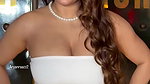 Hottie Glam Diva Sexy CLEVAGE EXPOSE TO LUST 22
