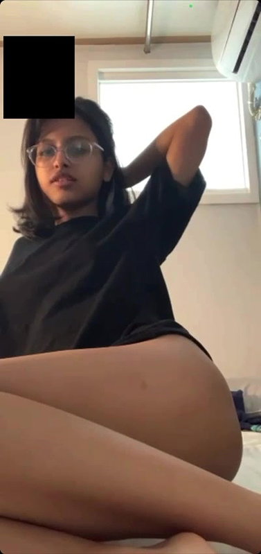eautiful Sexy Bengali Gf Showing & Bathing updates 22