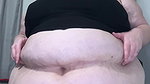 A safada BBW Joaninha em sua primeira vez no porno tirou a mascara e fez anal ate ganhar leite dos machos_26452730
