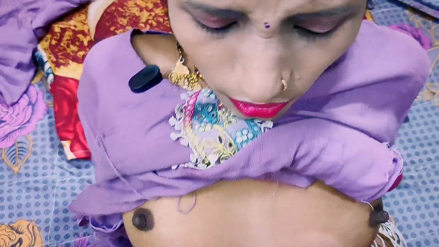 Indian desi stepsis pussy fuking in Hindi audio