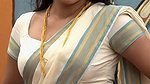 Trisha adjusting saree wantedly to reveal and tempt 226