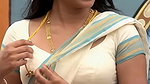 Trisha adjusting saree wantedly to reveal and tempt 255
