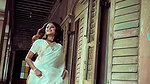 DIPSHA ROY DESI BONG DIVA CURVY IN BRA BLOUSE DESIGN SAREE SHOOT 22