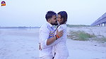Sweety Sonal hot song – Navel felt 22