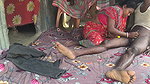 Bimar housewife mein land mein tel lagakar malish ki