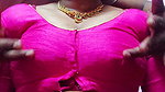 Hot and Sexy Aunty Apne Boobs