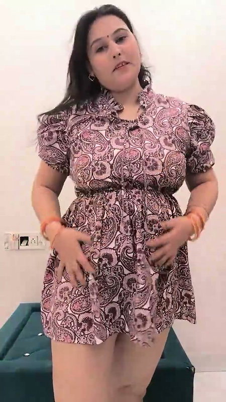 Puja ki jawani choot Pani Pani lund ki diwani big boob