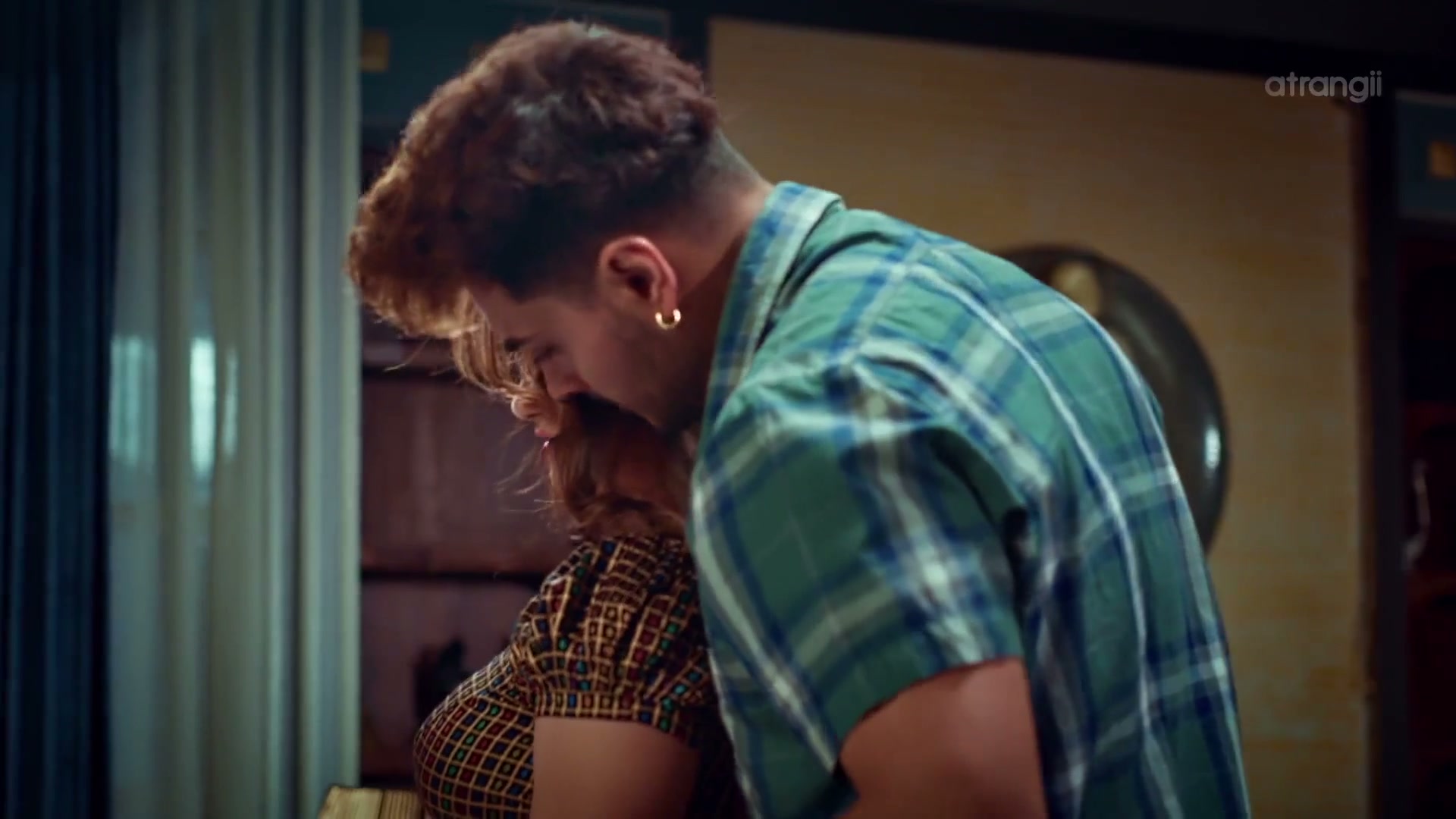 Frame 6