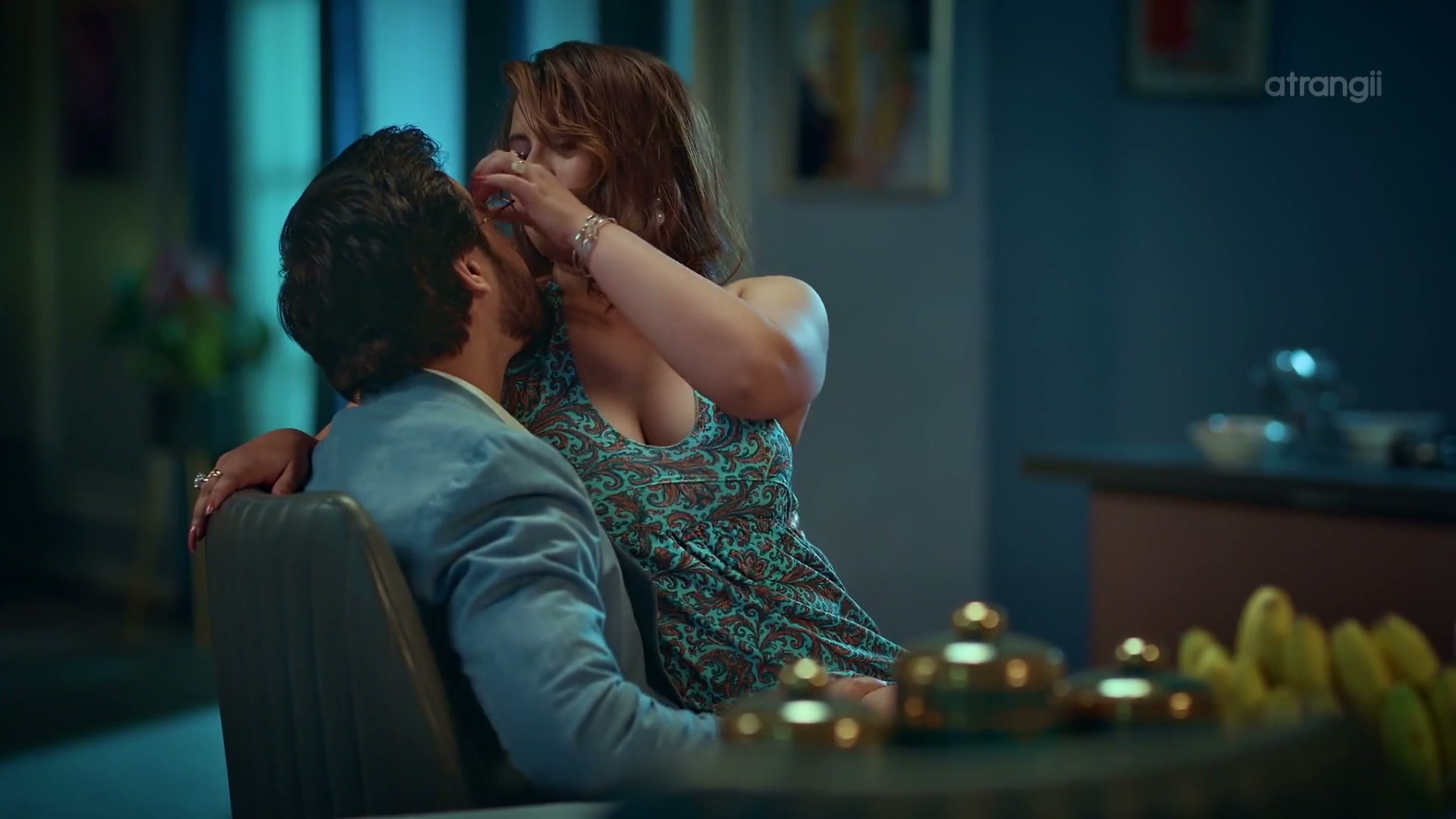 Frame 9
