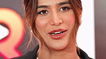 SLUT AND BOLD BOMBSHELL POONAM PANDEY FAPWORTHY CLEAVAGE AND THIGHS TEASE 1