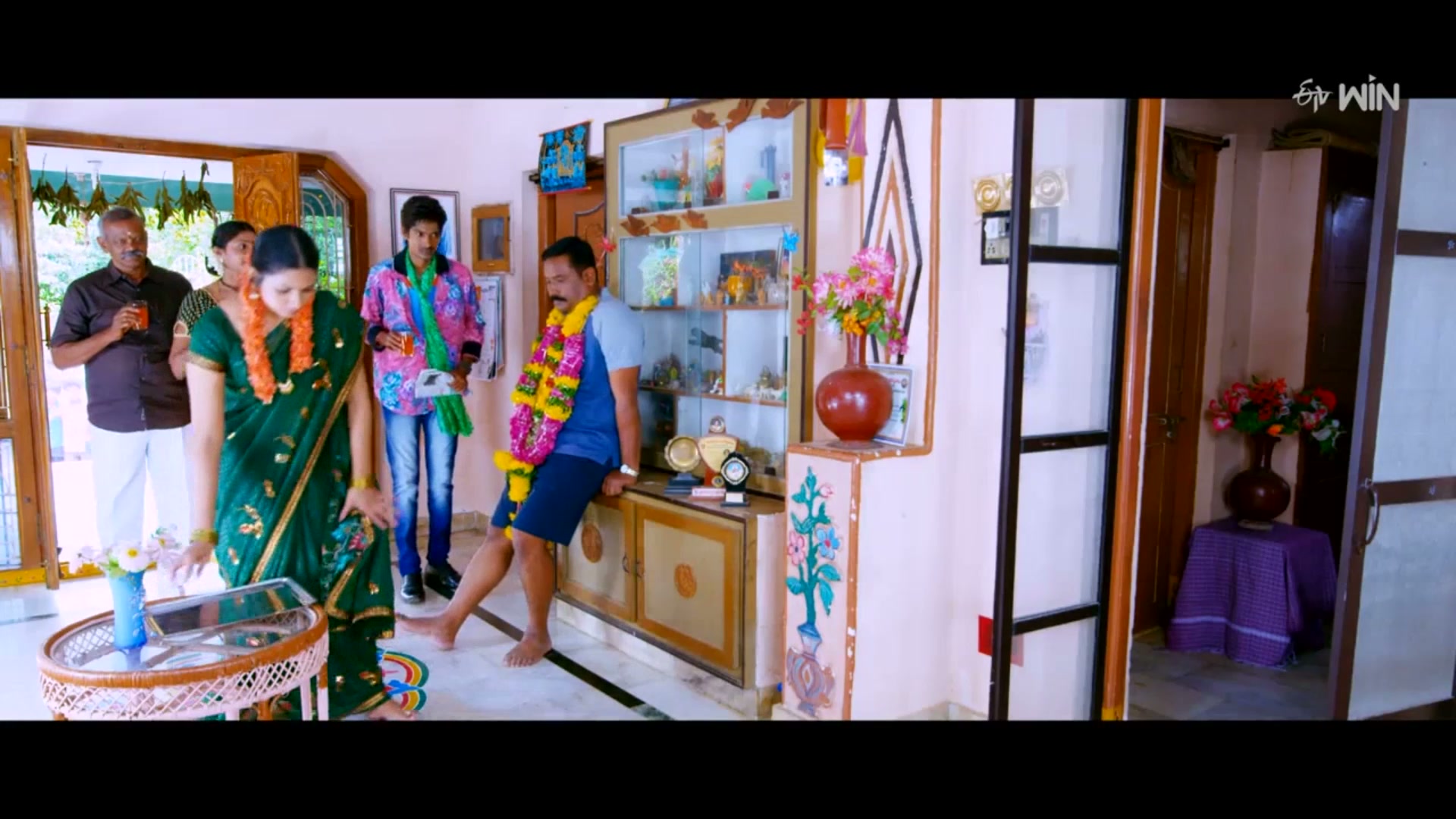 Frame 5