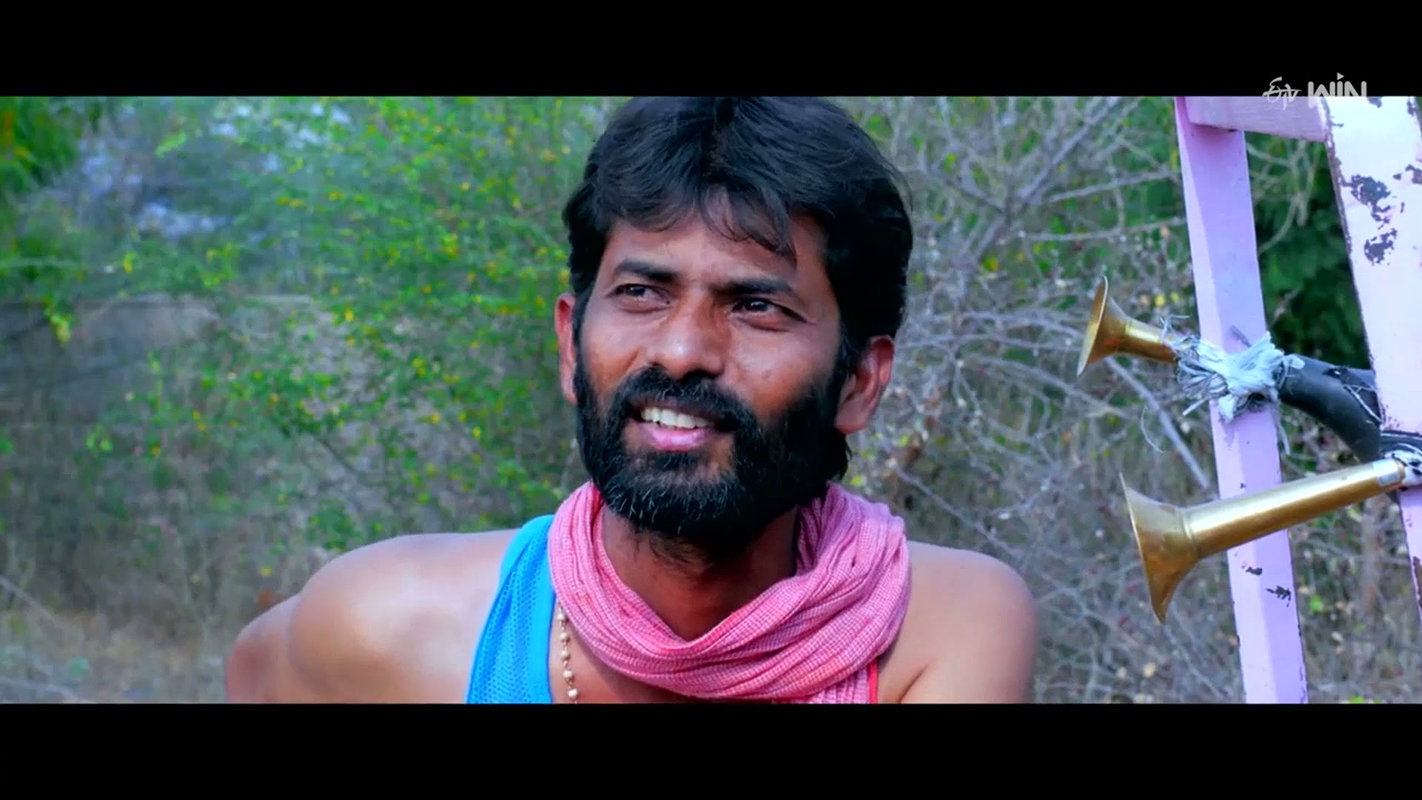 Unk Actress1 Tempting Seduction Scene in Open Field Panileni Puli Raju 2016 1
