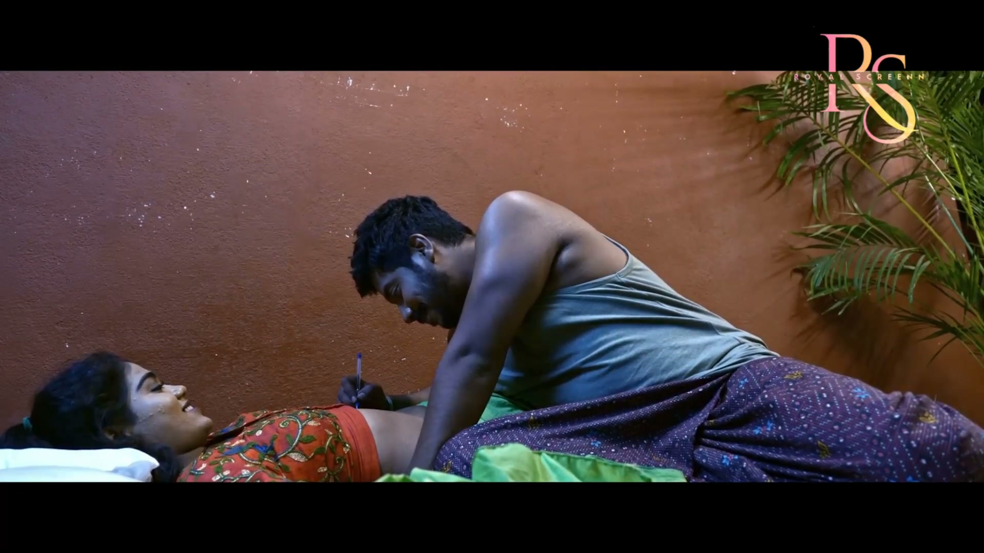 Frame 9