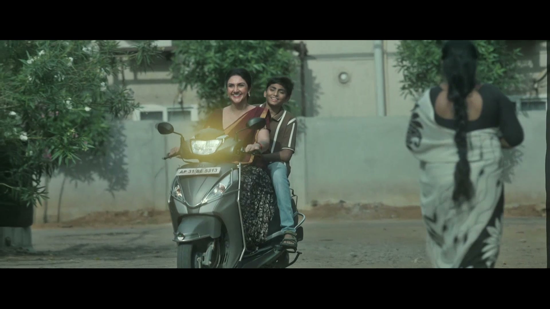 Frame 8