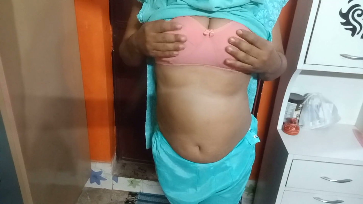 New Girlfriend Sucked Her Boyfriend Cock