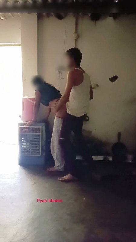 Stepsister ki hi chudai kar diya ghar pe lek dekh ke hindi audio desi sexy video, xxx video, sexy video