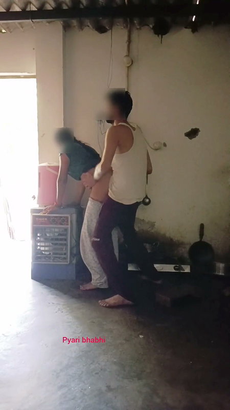 Stepsister ki hi chudai kar diya ghar pe lek dekh ke hindi audio desi sexy video, xxx video, sexy video