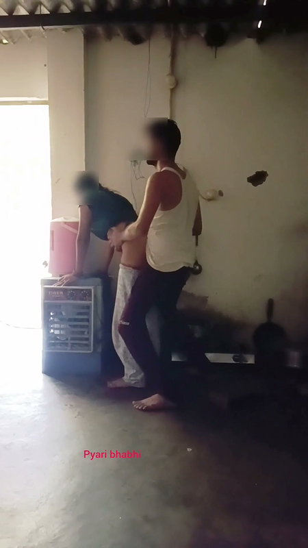 Stepsister ki hi chudai kar diya ghar pe lek dekh ke hindi audio desi sexy video, xxx video, sexy video