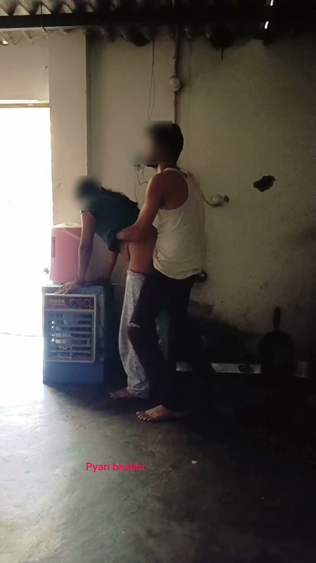Stepsister ki hi chudai kar diya ghar pe lek dekh ke hindi audio desi sexy video, xxx video, sexy video