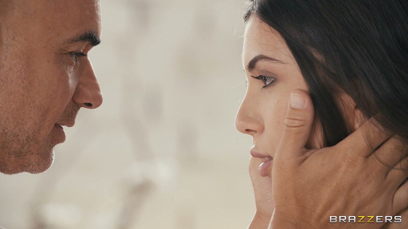Anya Krey – Blooming Beauty