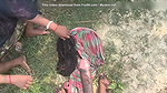 My hot bhabhi ko Jungle saaf karte hue chudai ki