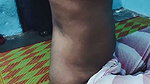 Step sister ko room me bula ke chod diya uske muh se aa aa ki avaj nikl rahi th