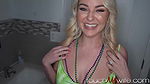 Blonde Hotwife Picks Up Huge BBC at Party – SlimThicVic –
