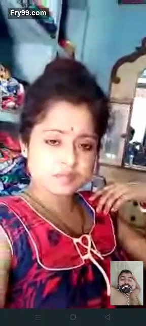 Beautiful bhabhi having fun on vc