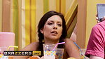 Brazzers – Hot Babe Jynx Maze Serves Fresh Lemonade & Gets Her Pussy Fucked