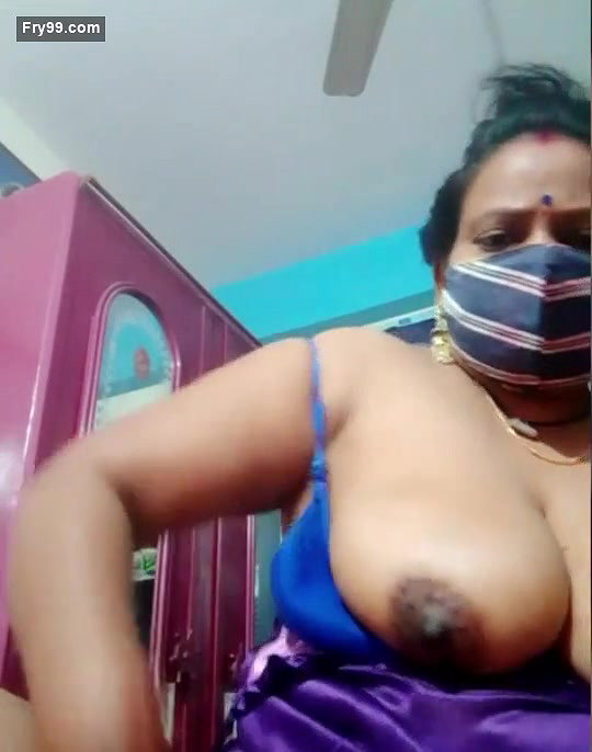 Desi Bhabhi Oil Massage Her Huge Boobs