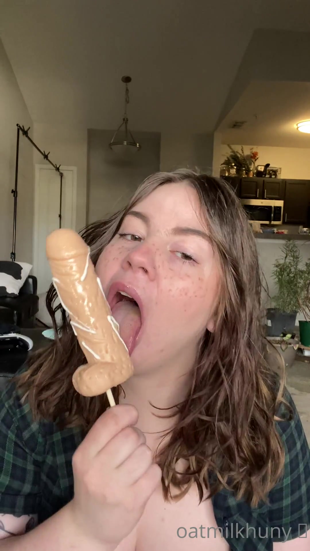 Frame 10