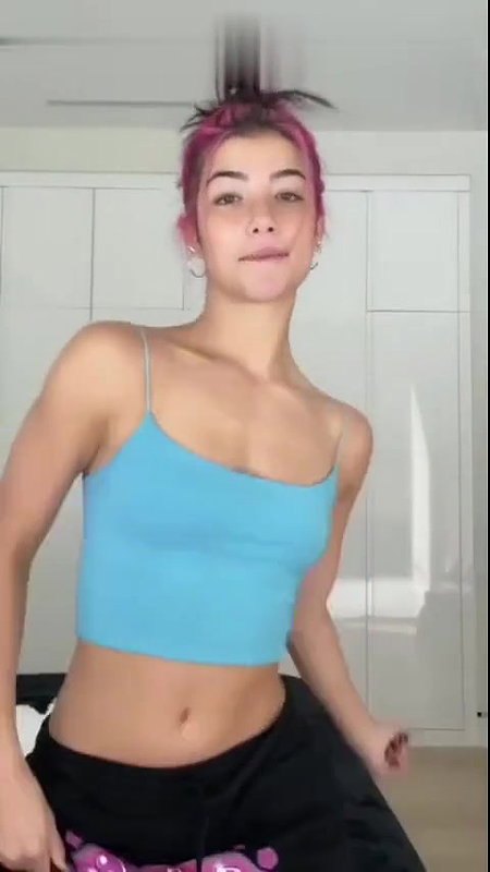 Charli D’Amelio Sexy Tank Top Dance Video Leake