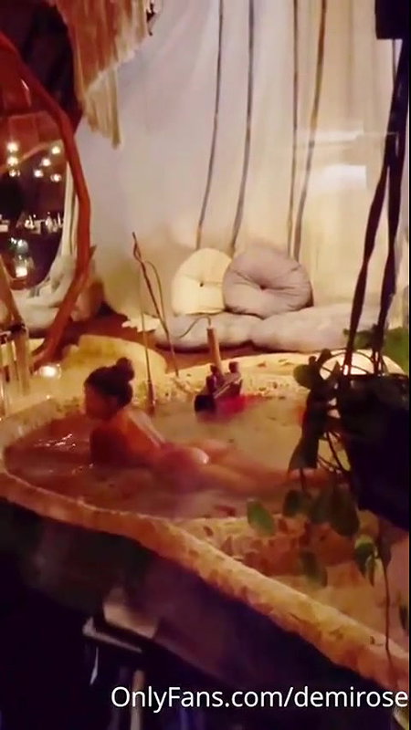 Demi Rose Mawby Naked Walking and Bathing Video Leaked – OnlyFans