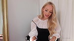 GwenGwiz Striptease and Pussy Fingering Nude Video