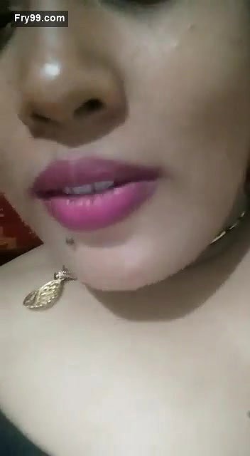 Beautiful bhabhi showing