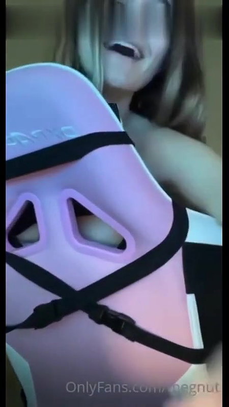 Megnutt02 Nude Gaming Chair Onlyfans Video Leaked – OnlyFans