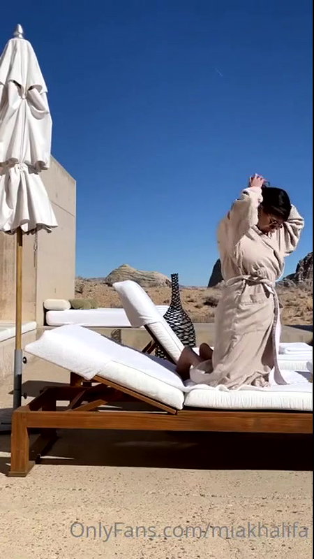 Mia Khalifa Outdoor Bikini Strip OnlyFans Video Leaked