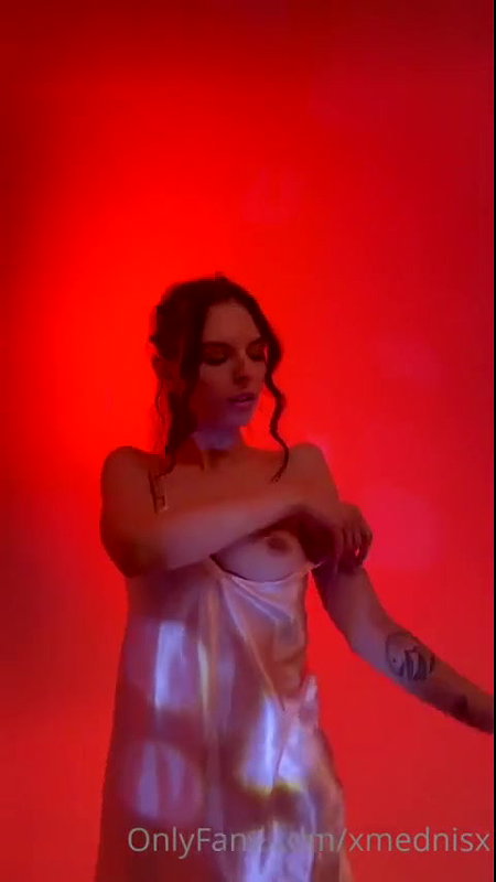 Vicky – xmednisx OnlyFans Leaks (4 Videos) 3