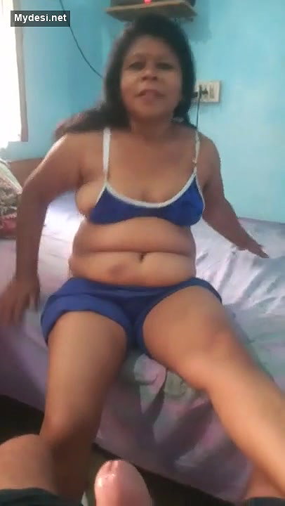 desi old aunty nice pussy