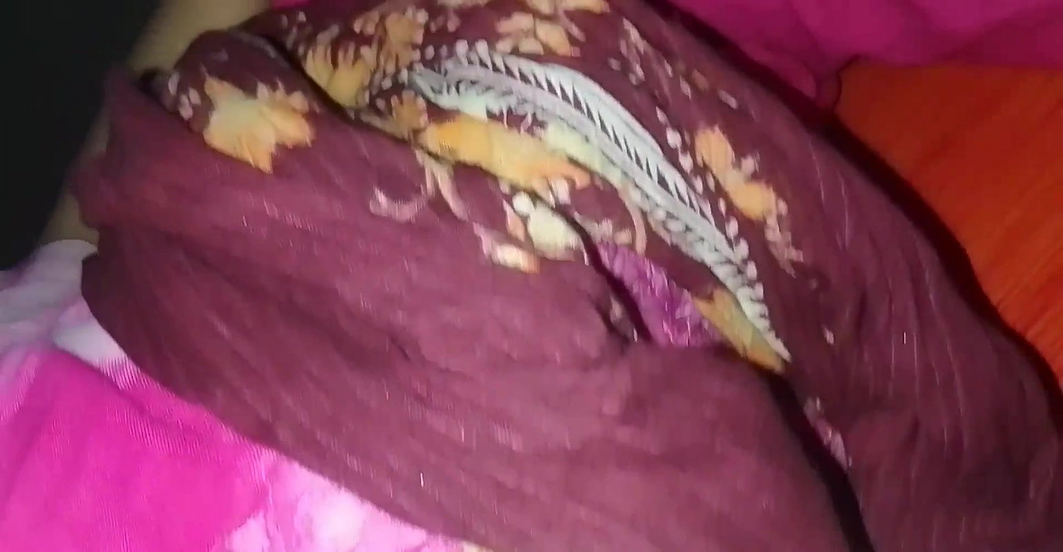 Hot Desi 18+ sexy girl sumaiya showing body part1