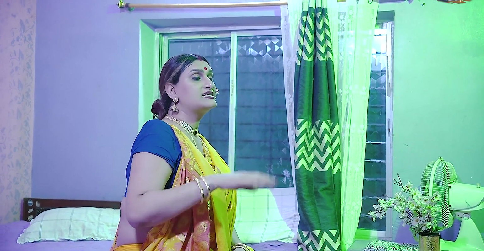Desi naukar aur deshi Bade Dudh wali Madam ka chodan chudai dekha nahi hoga pahale yesa thukai ( bengali dirty talk)