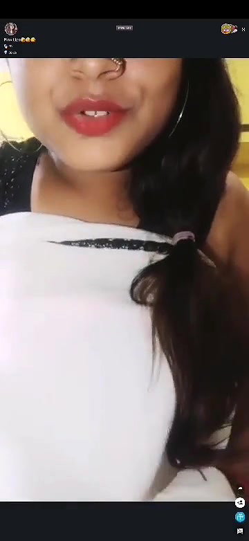Chubby Bhabhi Boobs Show