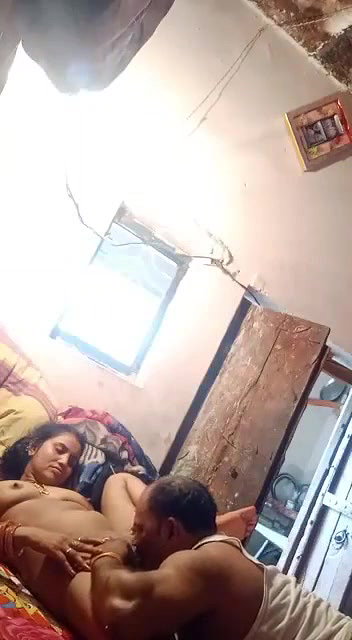 Desi Bhabhi Pussy Licking and Fucking