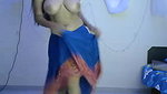 Desi Wife in Saree without blouse shows boobs